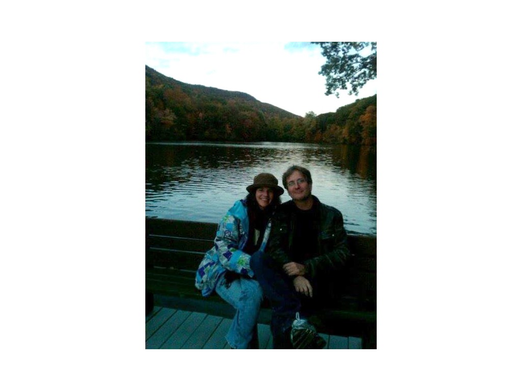 nancyAndJimAtTheLakeStuartBreed2010